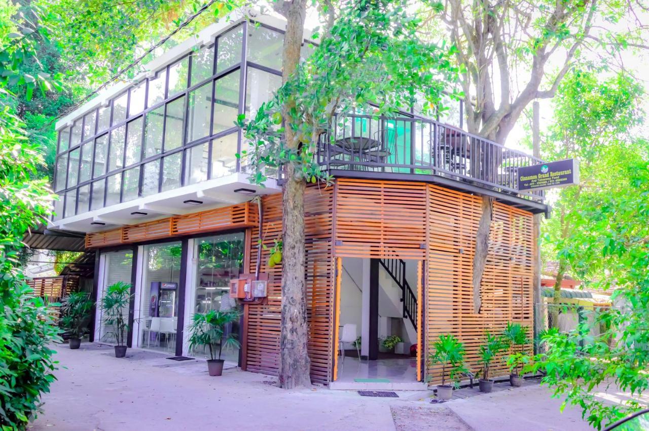 Cinnamon Airport Residencies Katunayake Exterior photo