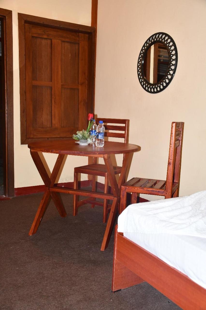 Cinnamon Airport Residencies Katunayake Exterior photo